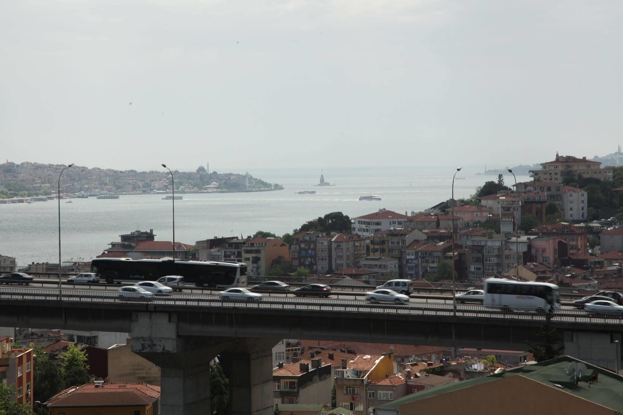Yesim Suites Istanbul Ngoại thất bức ảnh